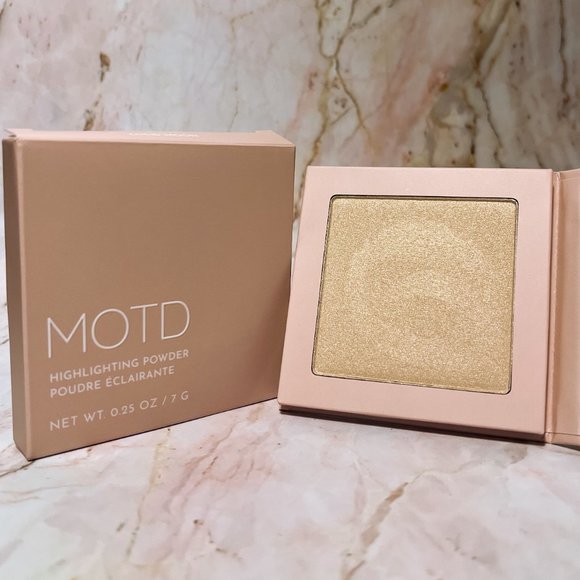 MOTD Highlighting Powder (Lucid Moon) - Picture 4 of 5